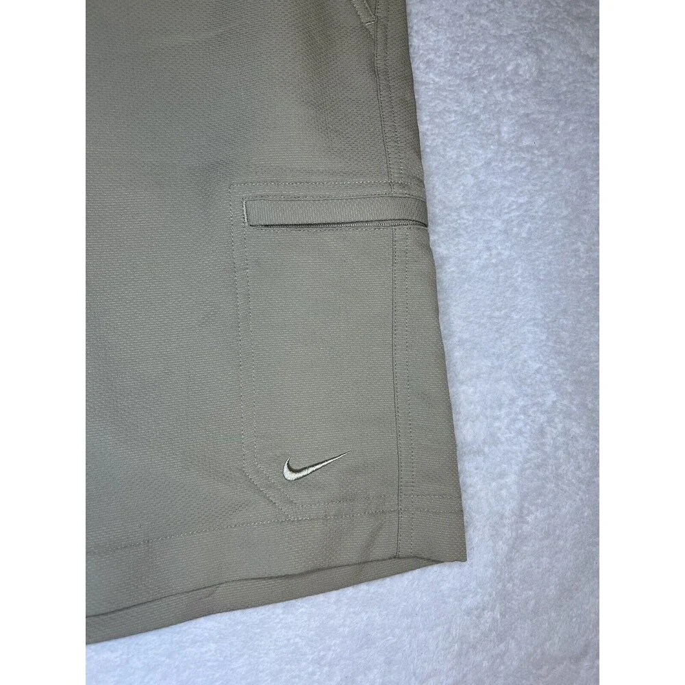 Nike Golf Dri-Fit Chino Shorts Men's 38‎ Khaki
